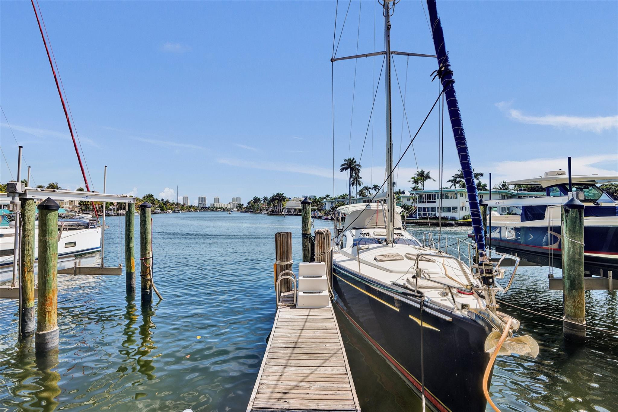 ARIA AT LAS OLAS - Residential