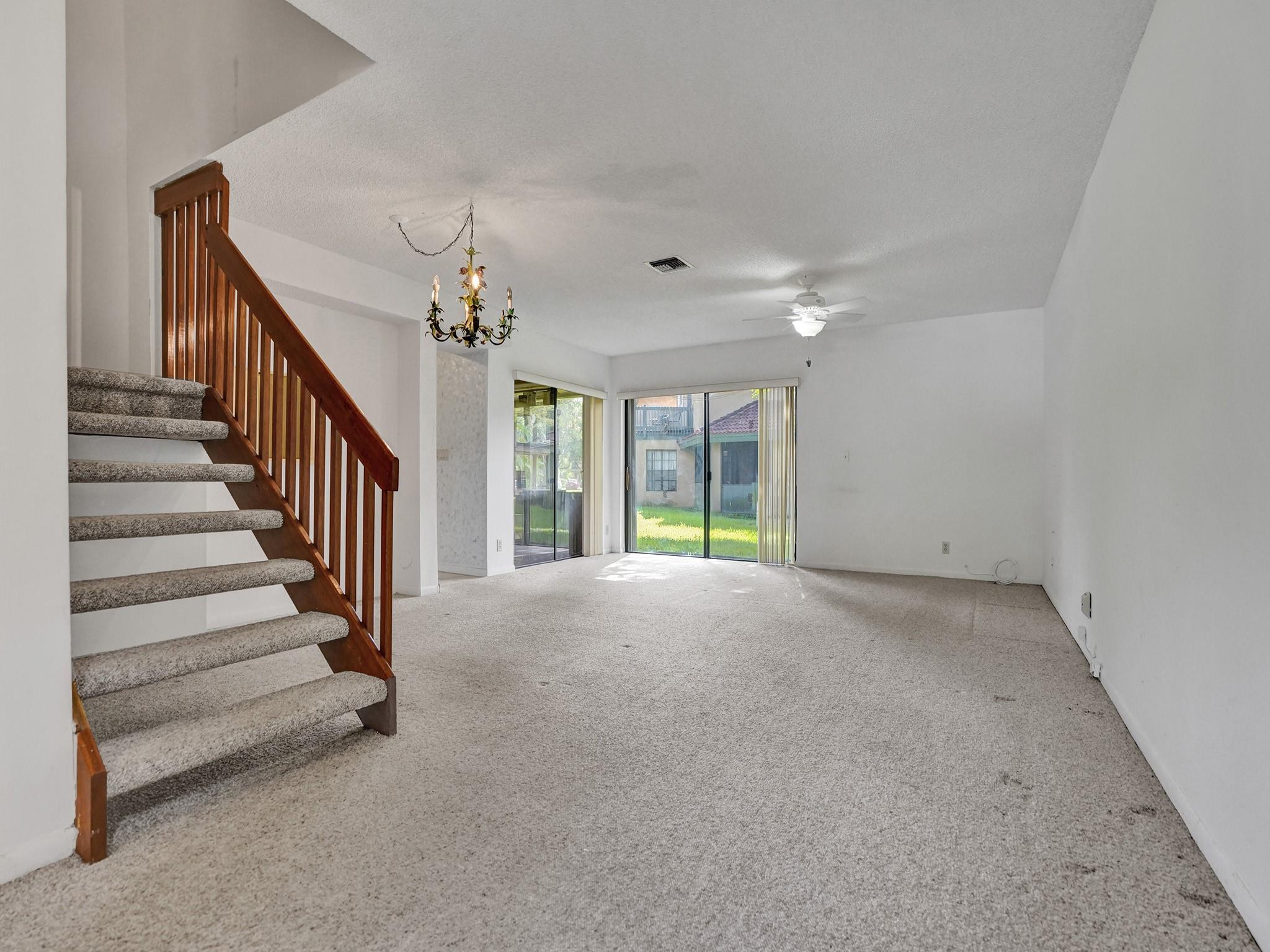 LAKEVIEW COURTS AT JACAR - Residential