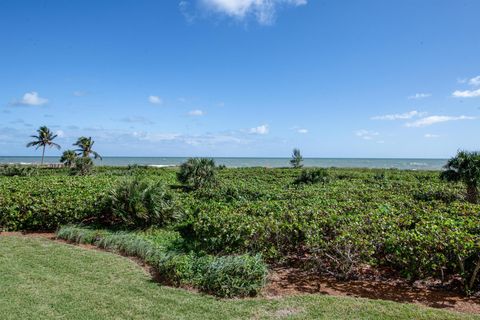 A home in Hutchinson Island