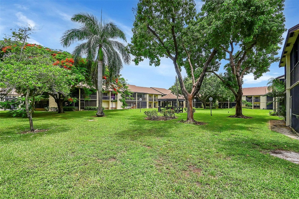 Meadowridge East Condo - Residential