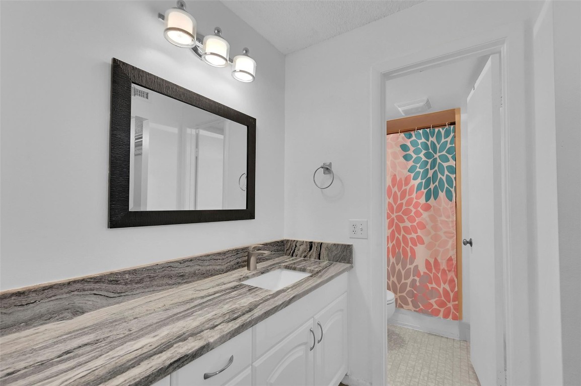 Meadowridge East Condo - Residential