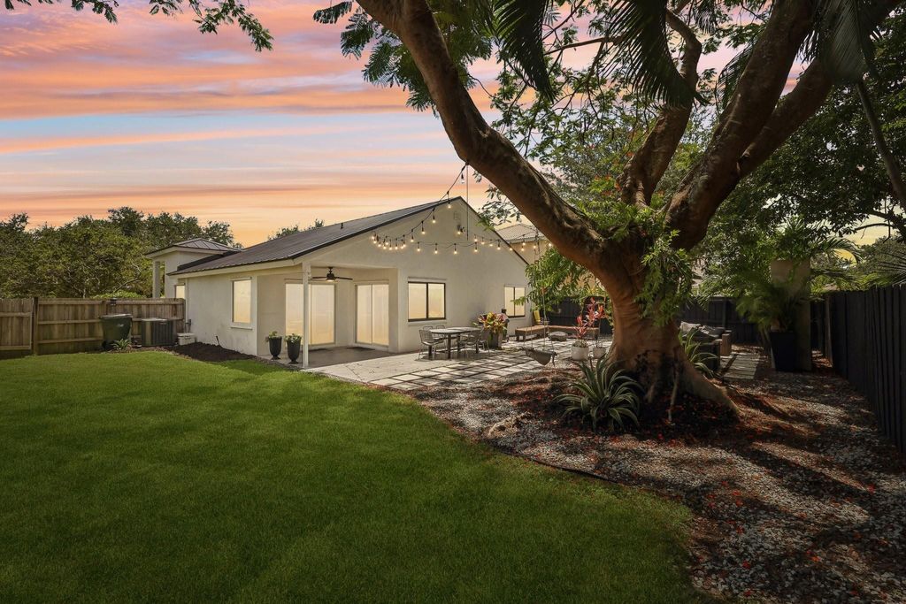 Photo of 4035 Sabal Lakes Road, Delray Beach, FL 33445 (MLS # F10449331)