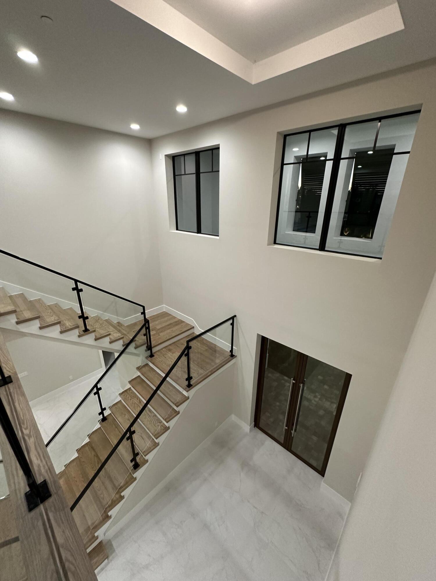 9109 Coral Isles Circle