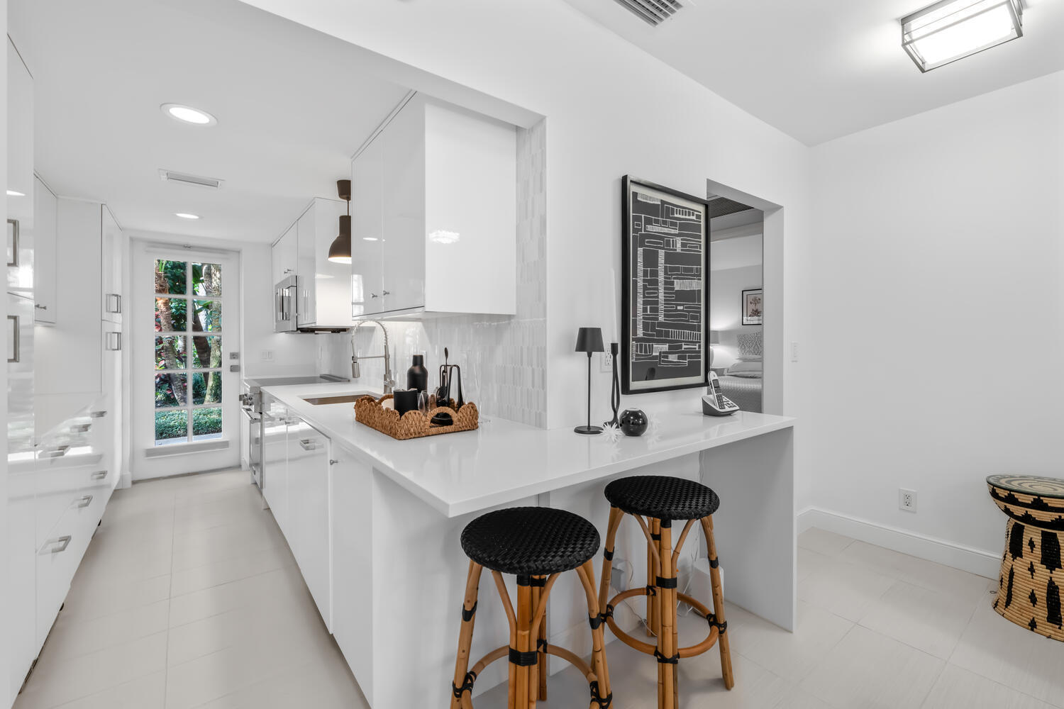 134 Peruvian Avenue 104