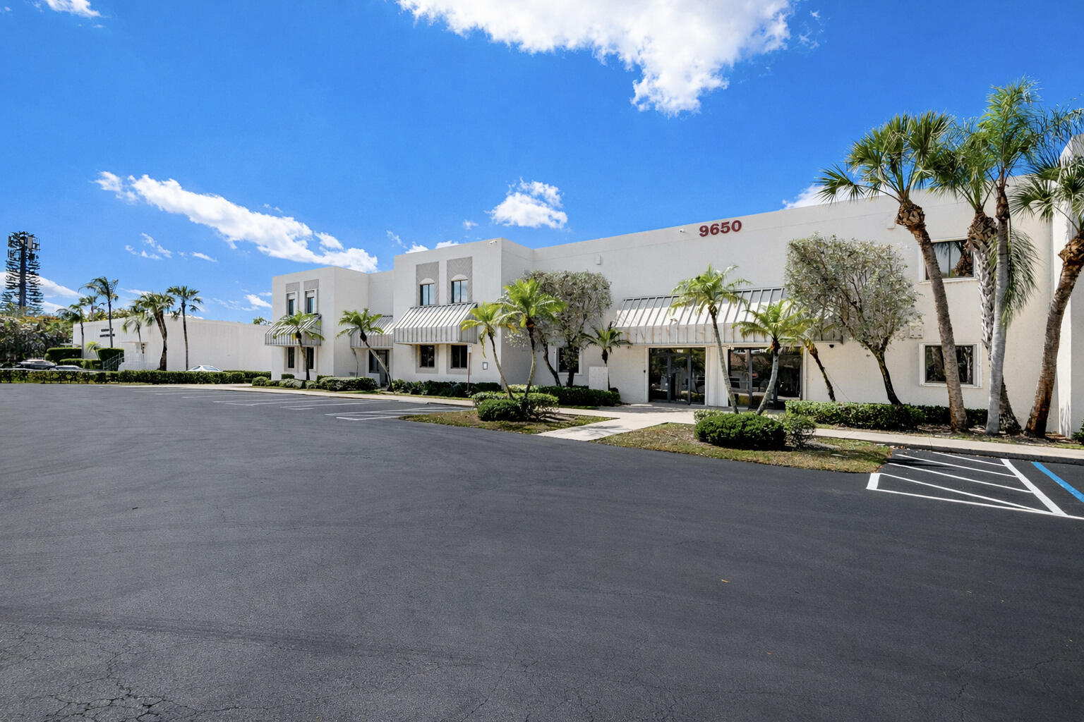 3650 Coral Ridge Drive 104