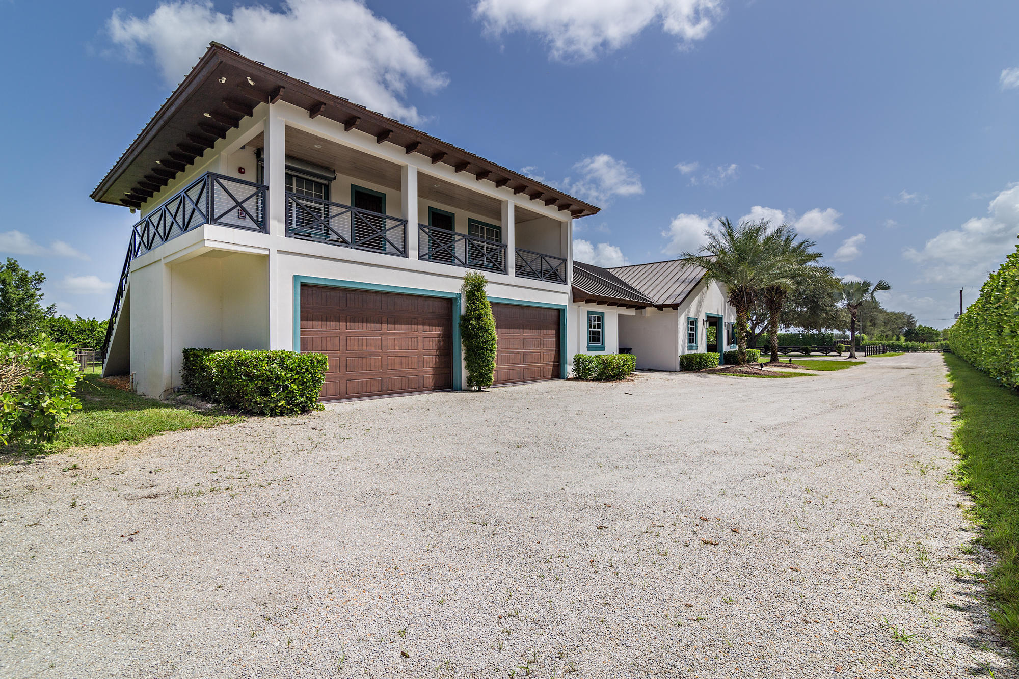 SADDLE TRAIL PARK OF WELLINGTON - Residential