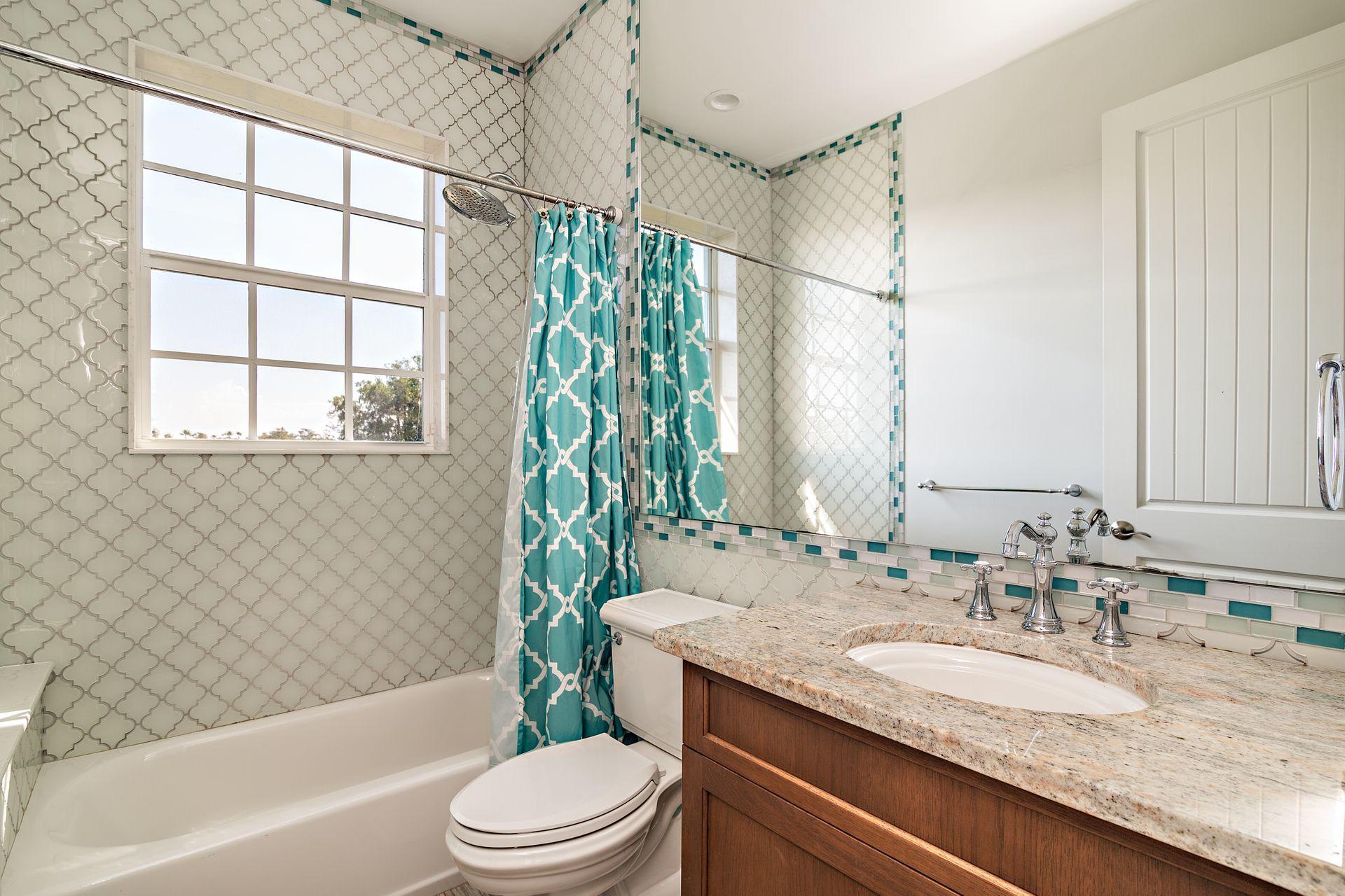 SADDLE TRAIL PARK OF WELLINGTON - Residential