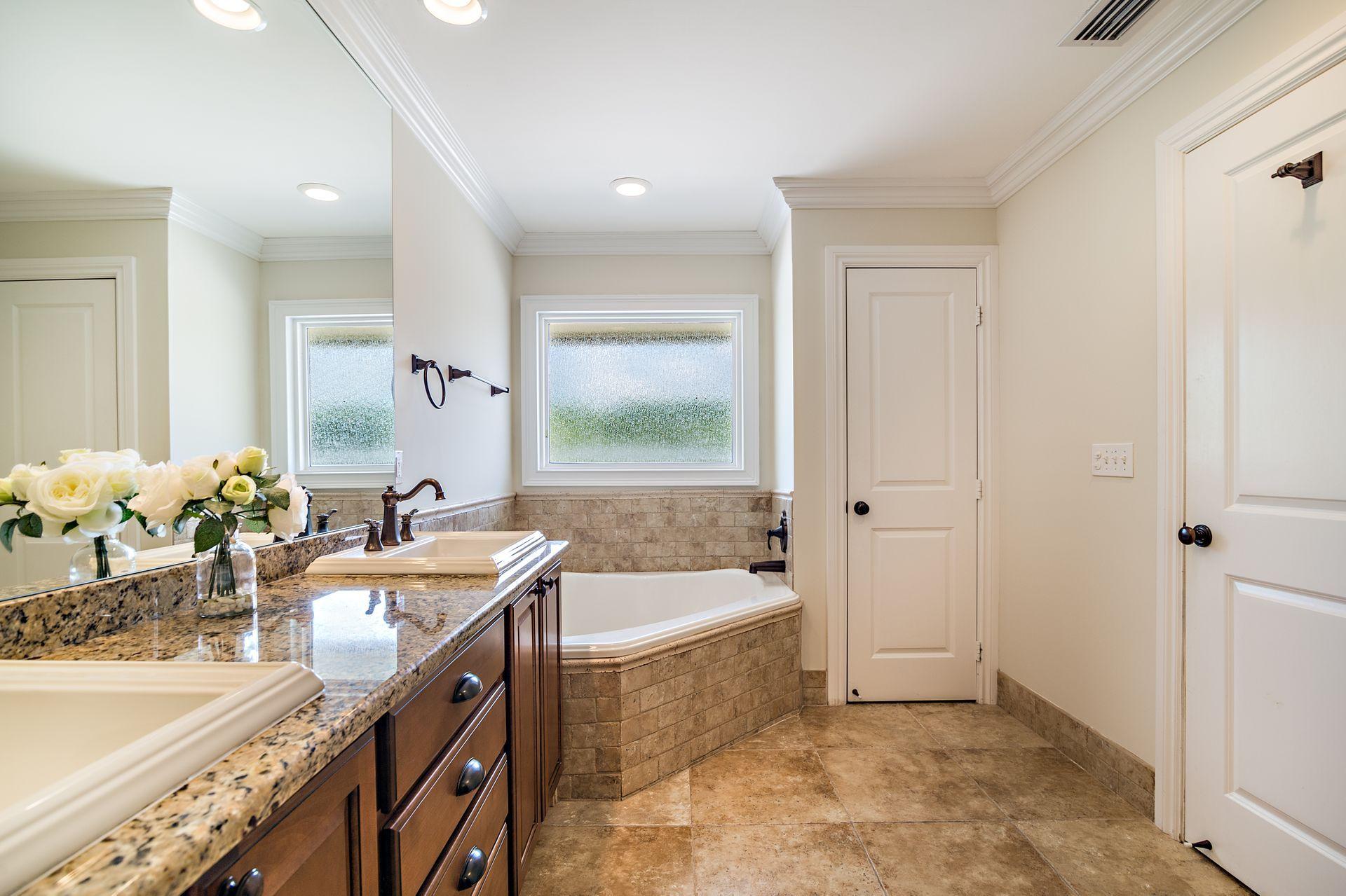 SADDLE TRAIL PARK OF WELLINGTON - Residential