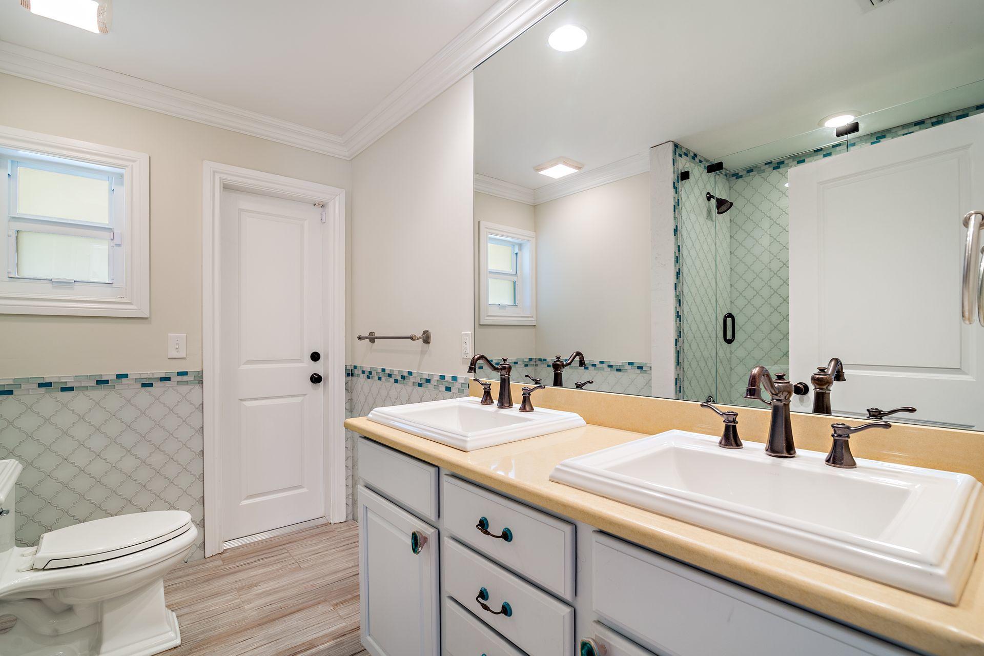 SADDLE TRAIL PARK OF WELLINGTON - Residential