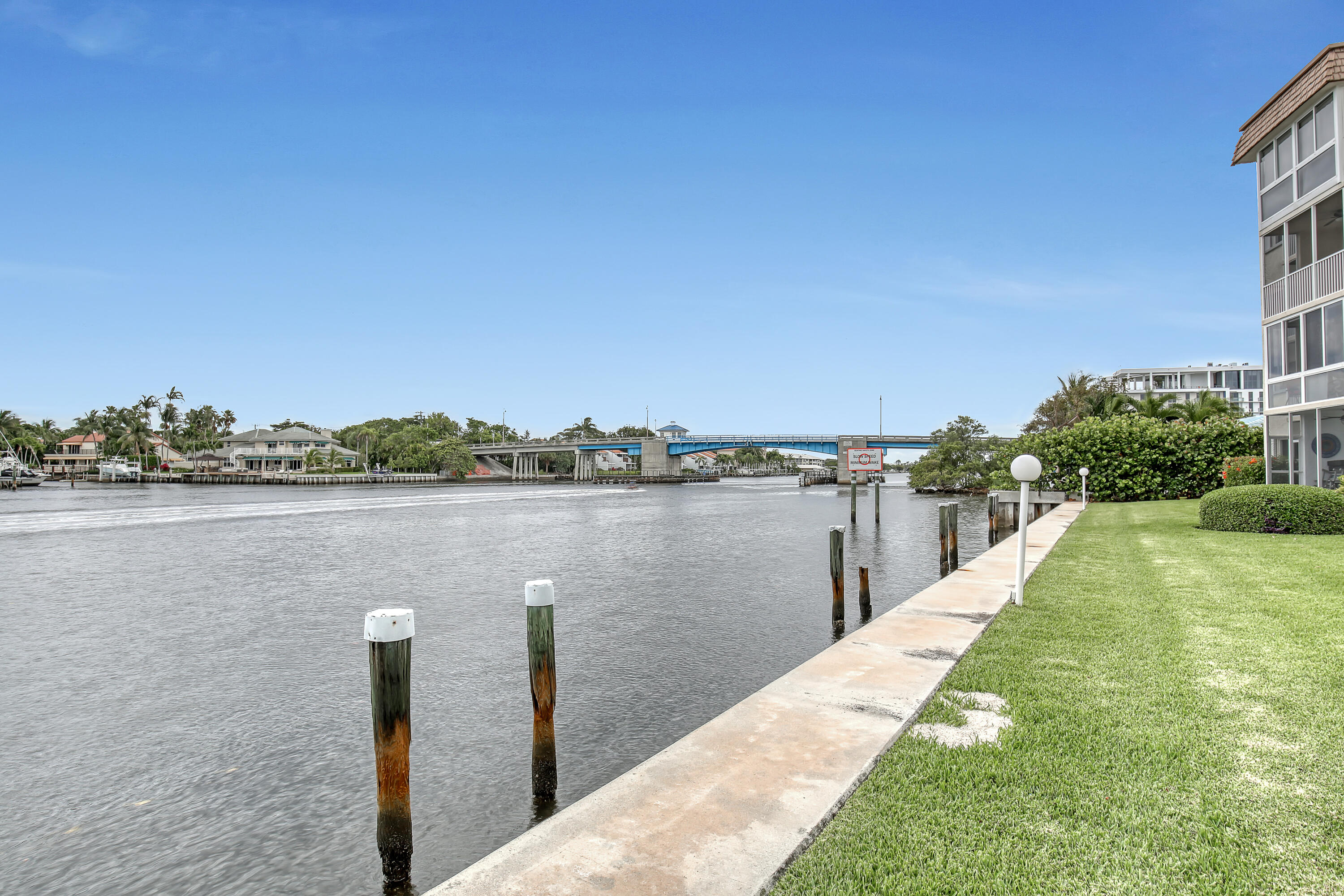 SNUG HARBOR GARDENS CONDO - Residential