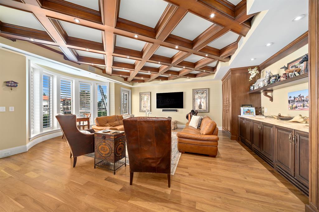 LIGHTHOUSE POINT 6TH SEC - Residential