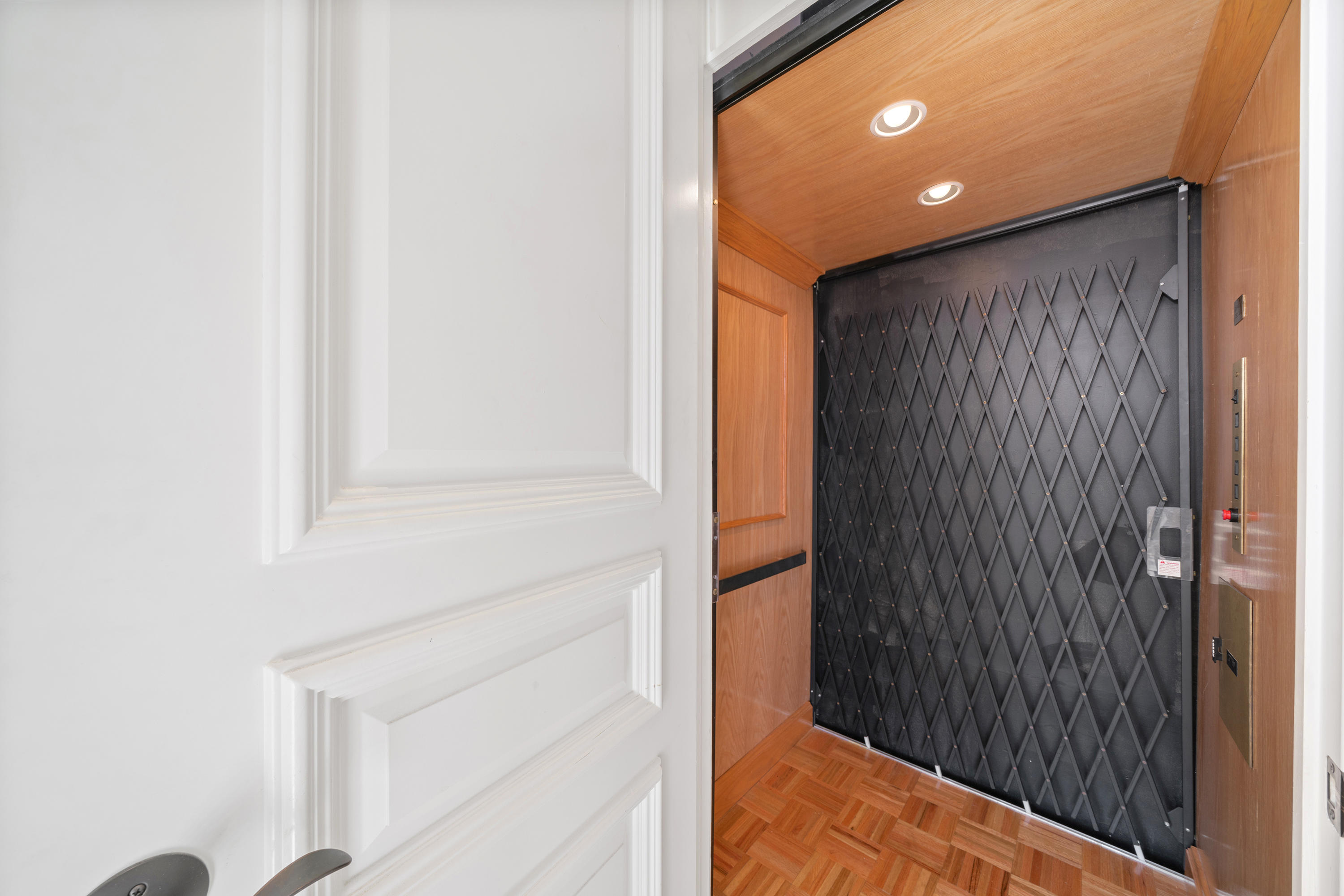 LIGHTHOUSE POINT 6TH SEC - Residential