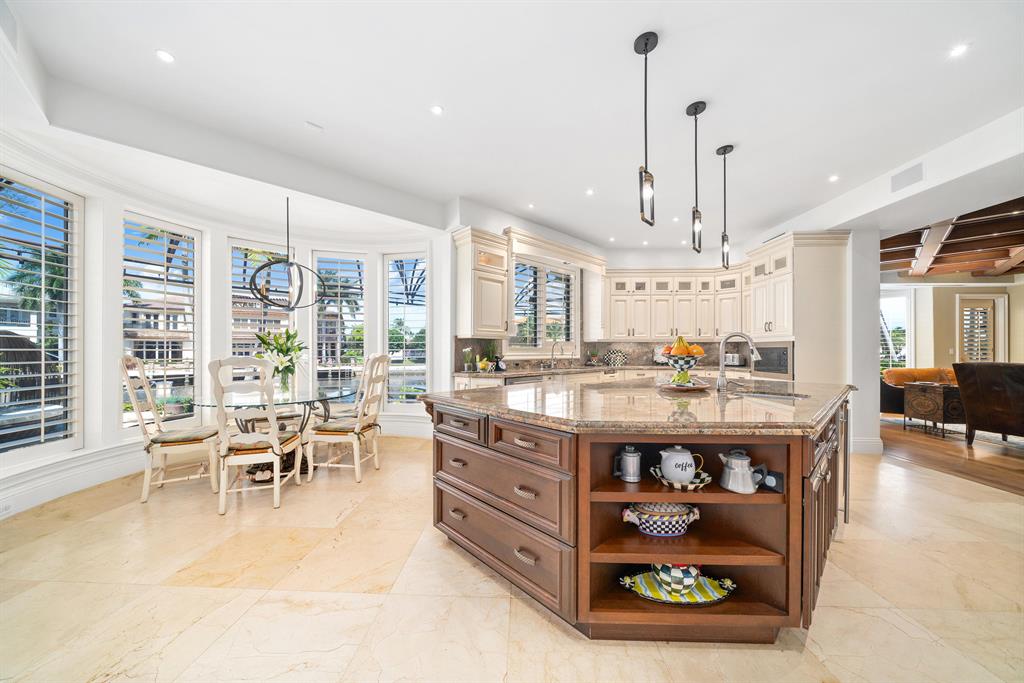 LIGHTHOUSE POINT 6TH SEC - Residential