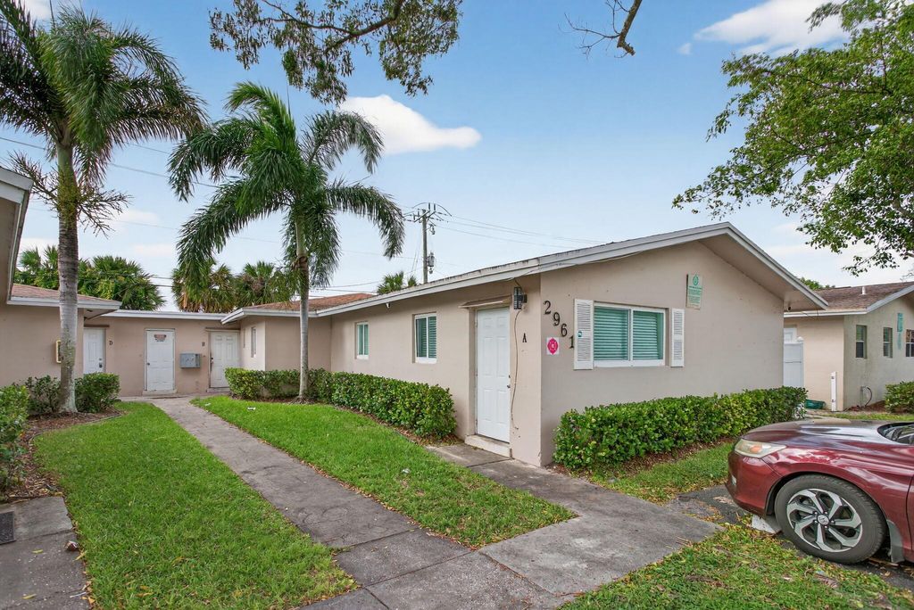 Photo of 3221 NE 7th Avenue #D, Pompano Beach, FL 33064 (MLS # R11147240)