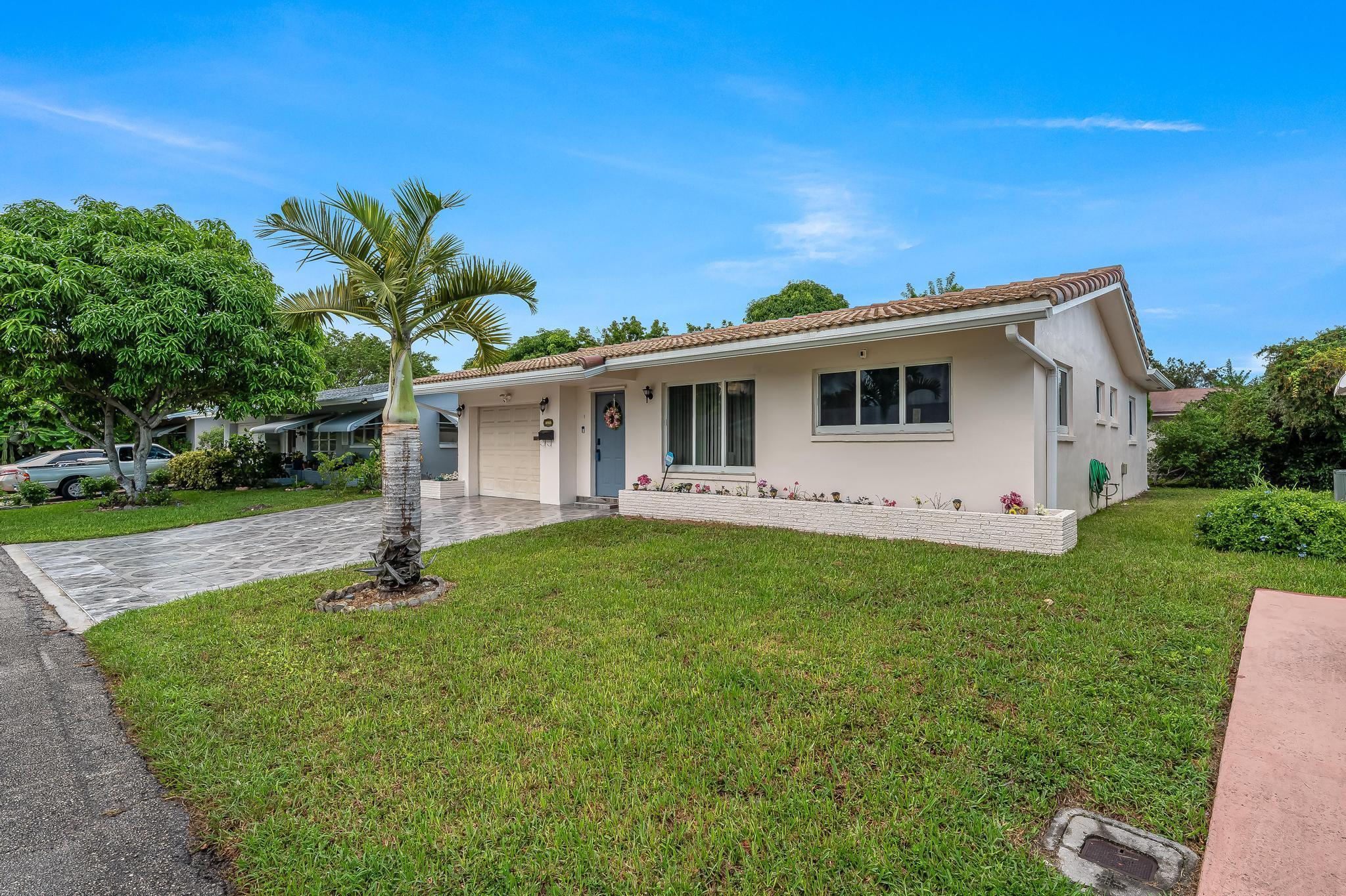 MAINLANDS OF TAMARAC LAKE - Residential