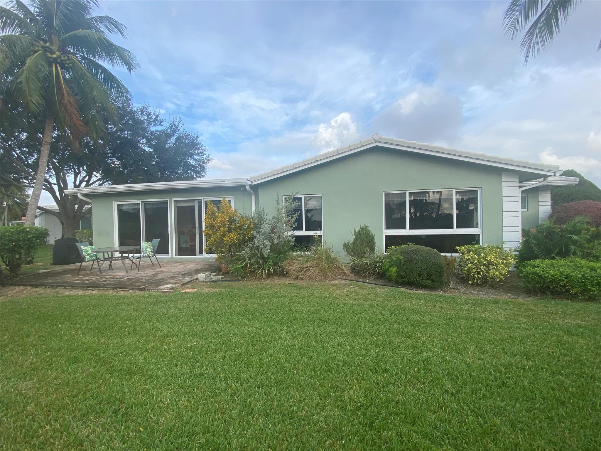Hawthorne Village - Residential