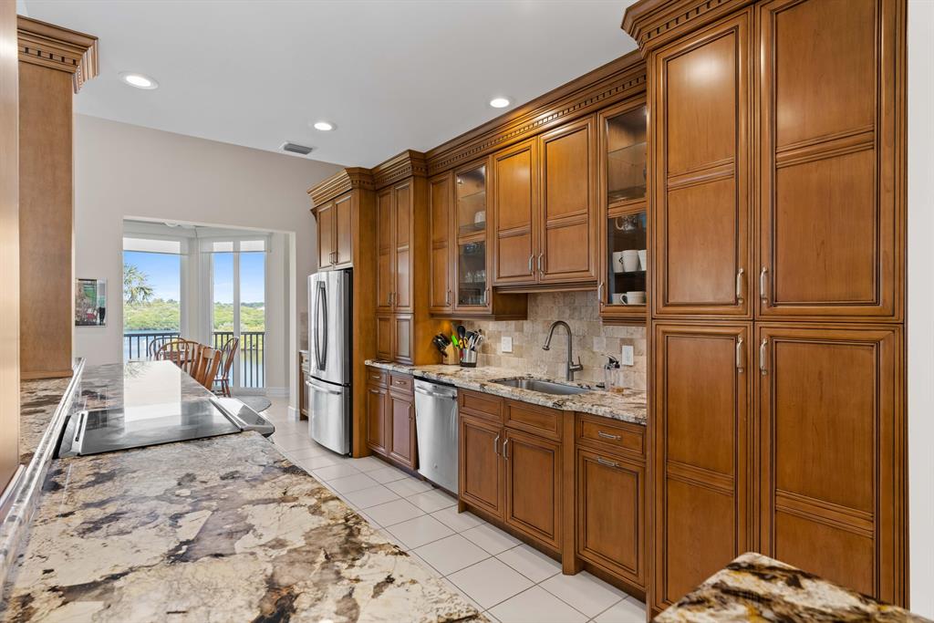 Admirals Cove - Residential