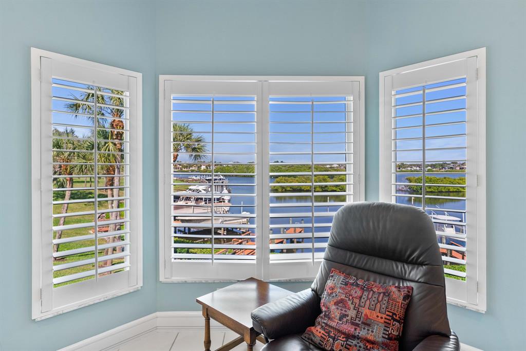 Admirals Cove - Residential