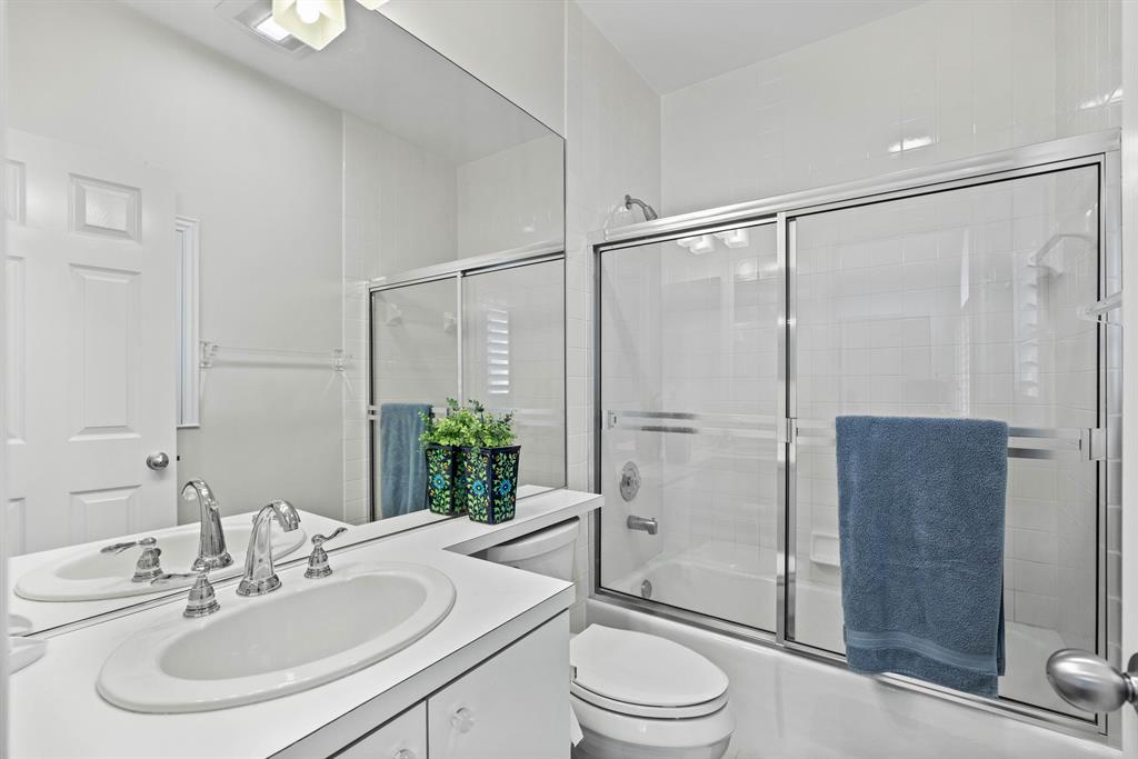 Admirals Cove - Residential