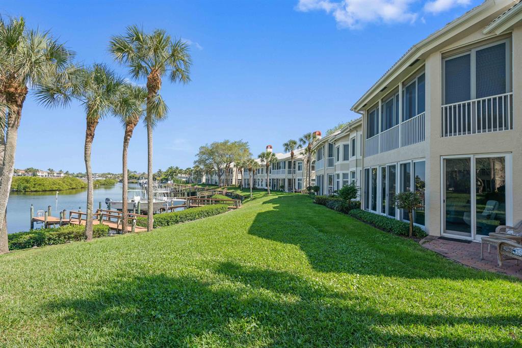 Admirals Cove - Residential