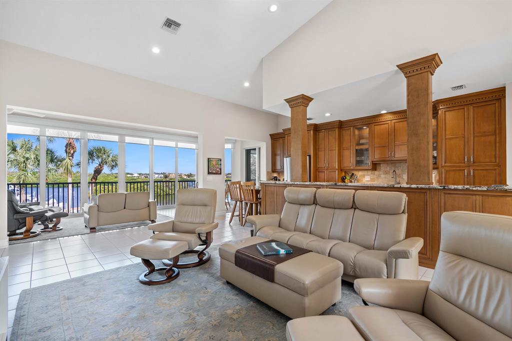 Admirals Cove - Residential