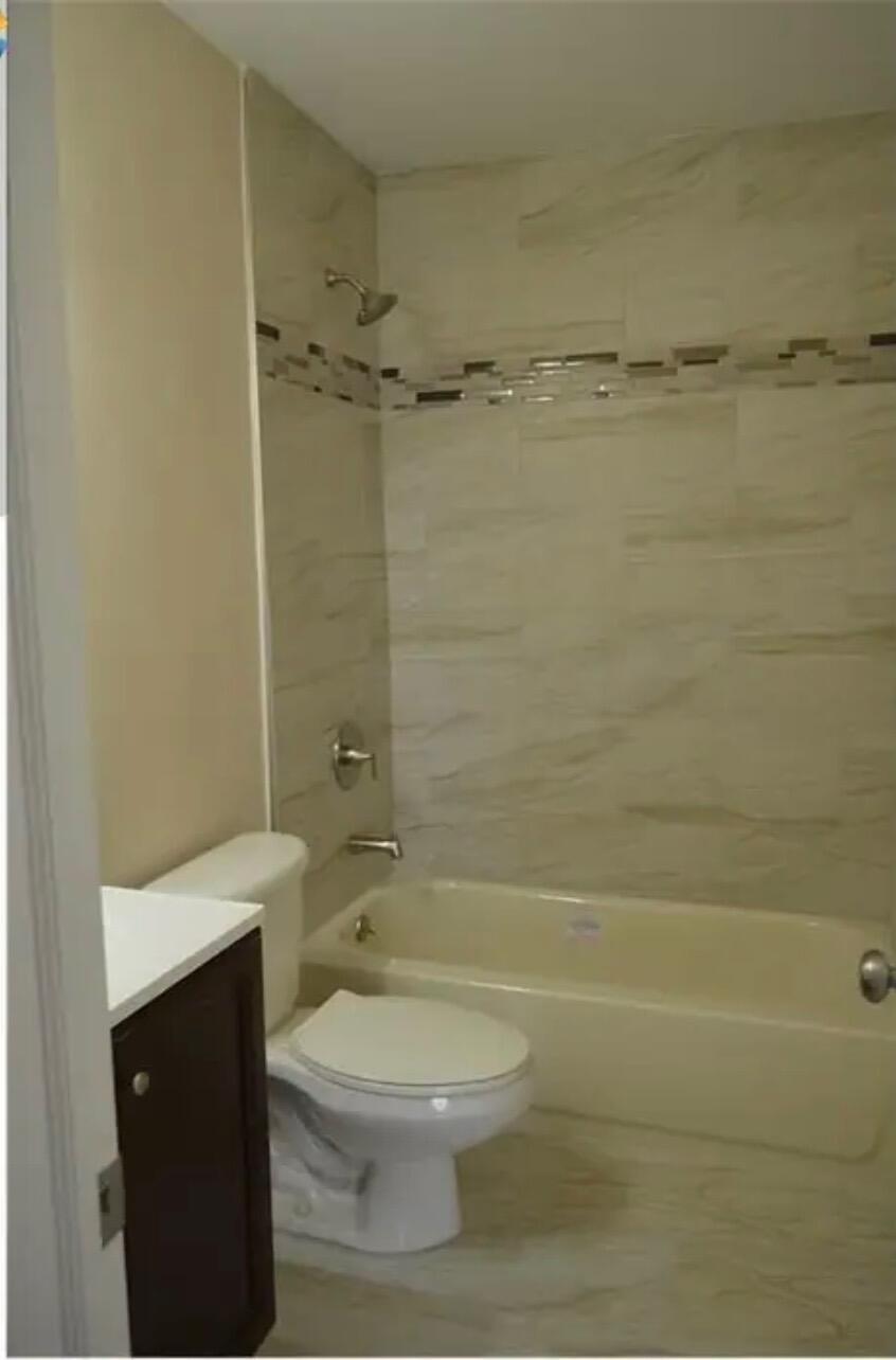 6800 NE 22nd Way 2121