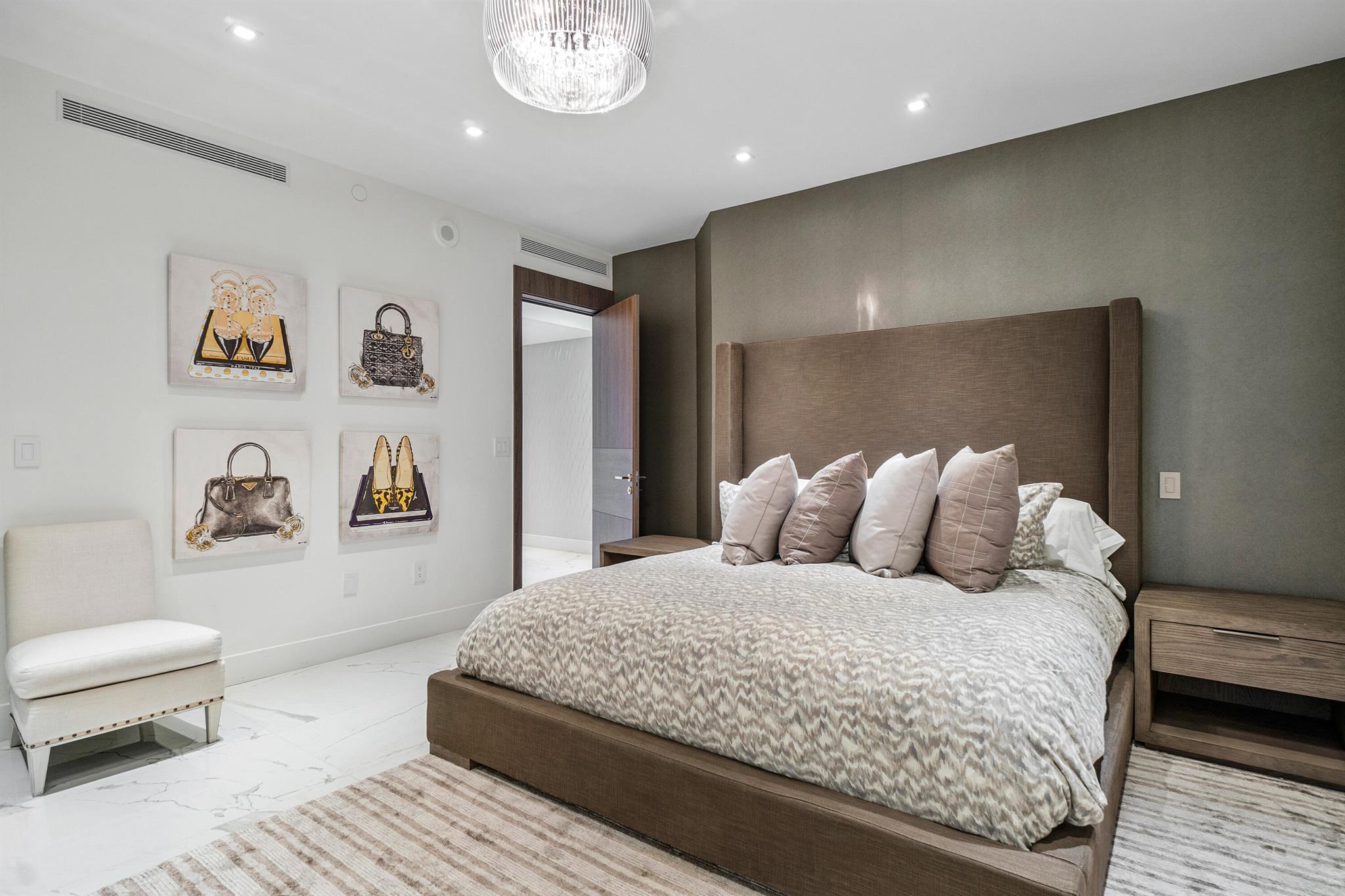 DIPLOMAT OCEANFRONT RESID - Residential