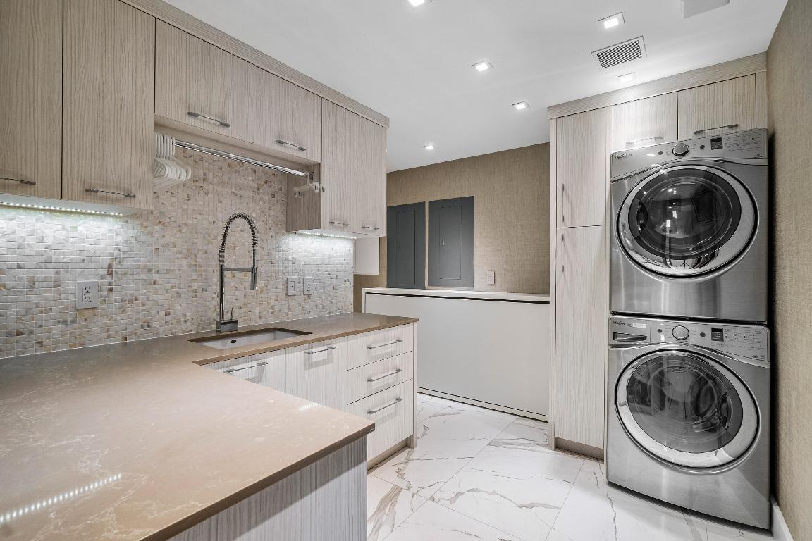 DIPLOMAT OCEANFRONT RESIDENCES - Residential