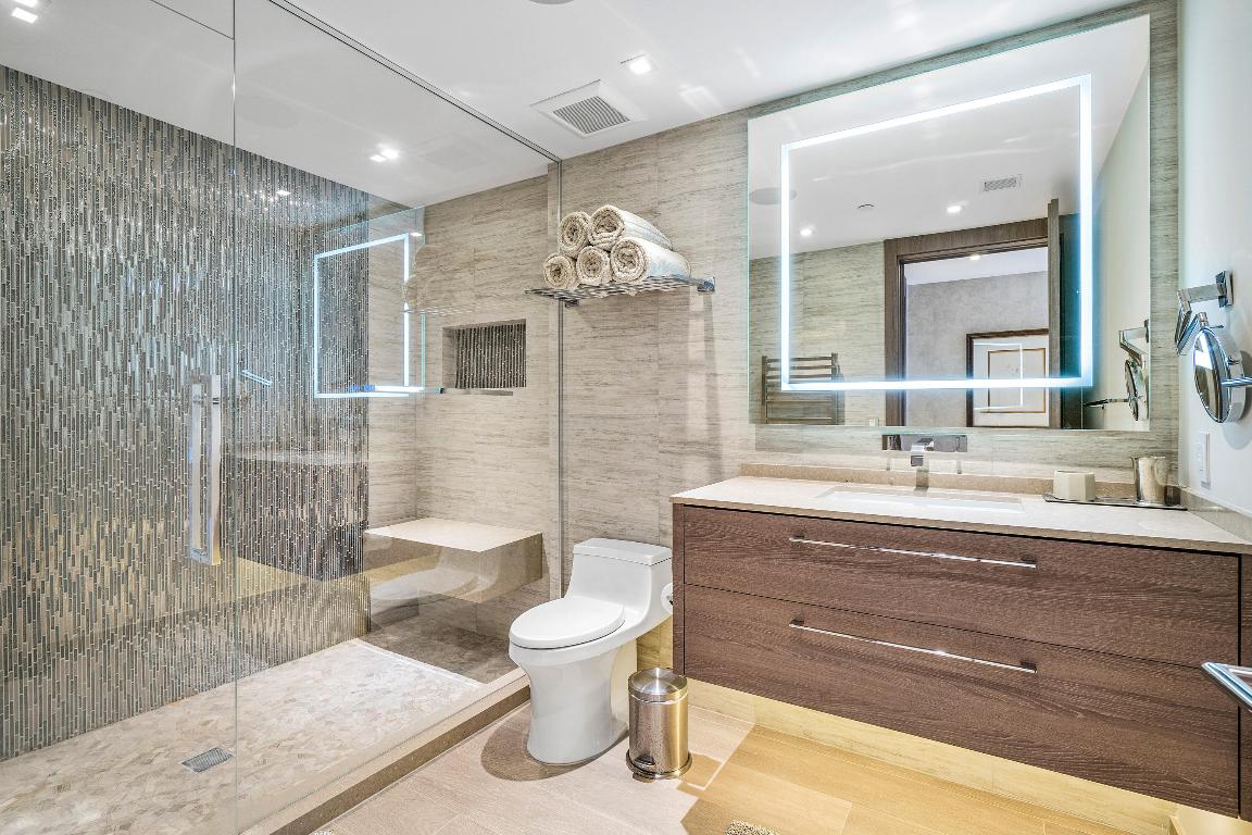 DIPLOMAT OCEANFRONT RESIDENCES - Residential