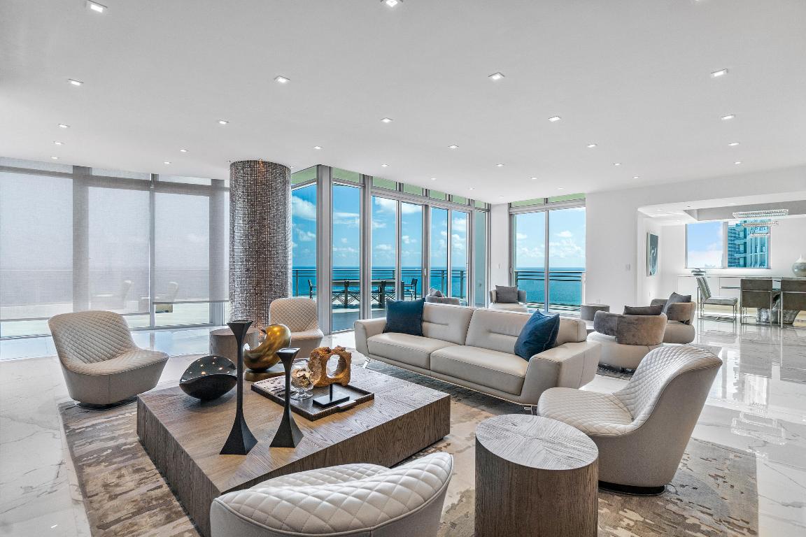 DIPLOMAT OCEANFRONT RESIDENCES - Residential