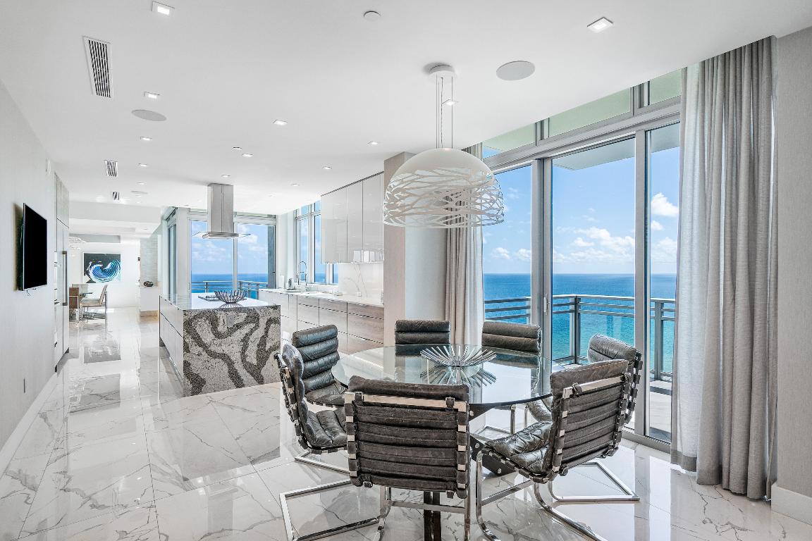 DIPLOMAT OCEANFRONT RESIDENCES - Residential