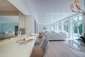 OCEAN TERRACE - Residential