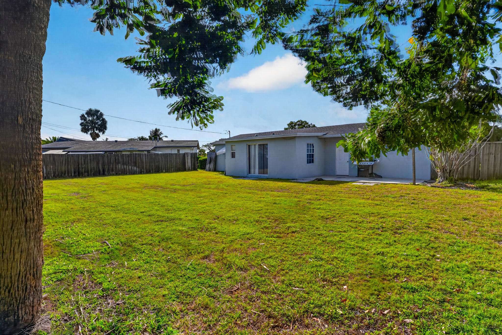 NORTH PALM BEACH VILLAGE OF 4 - Residential Lease