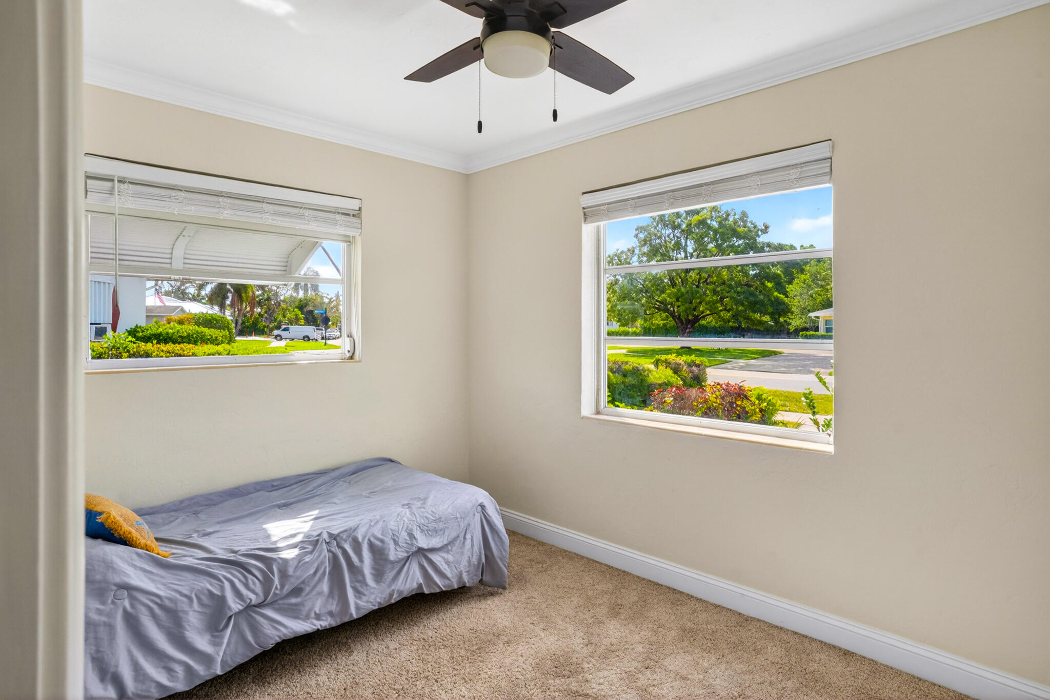 NORTH PALM BEACH VILLAGE OF 4 - Residential Lease