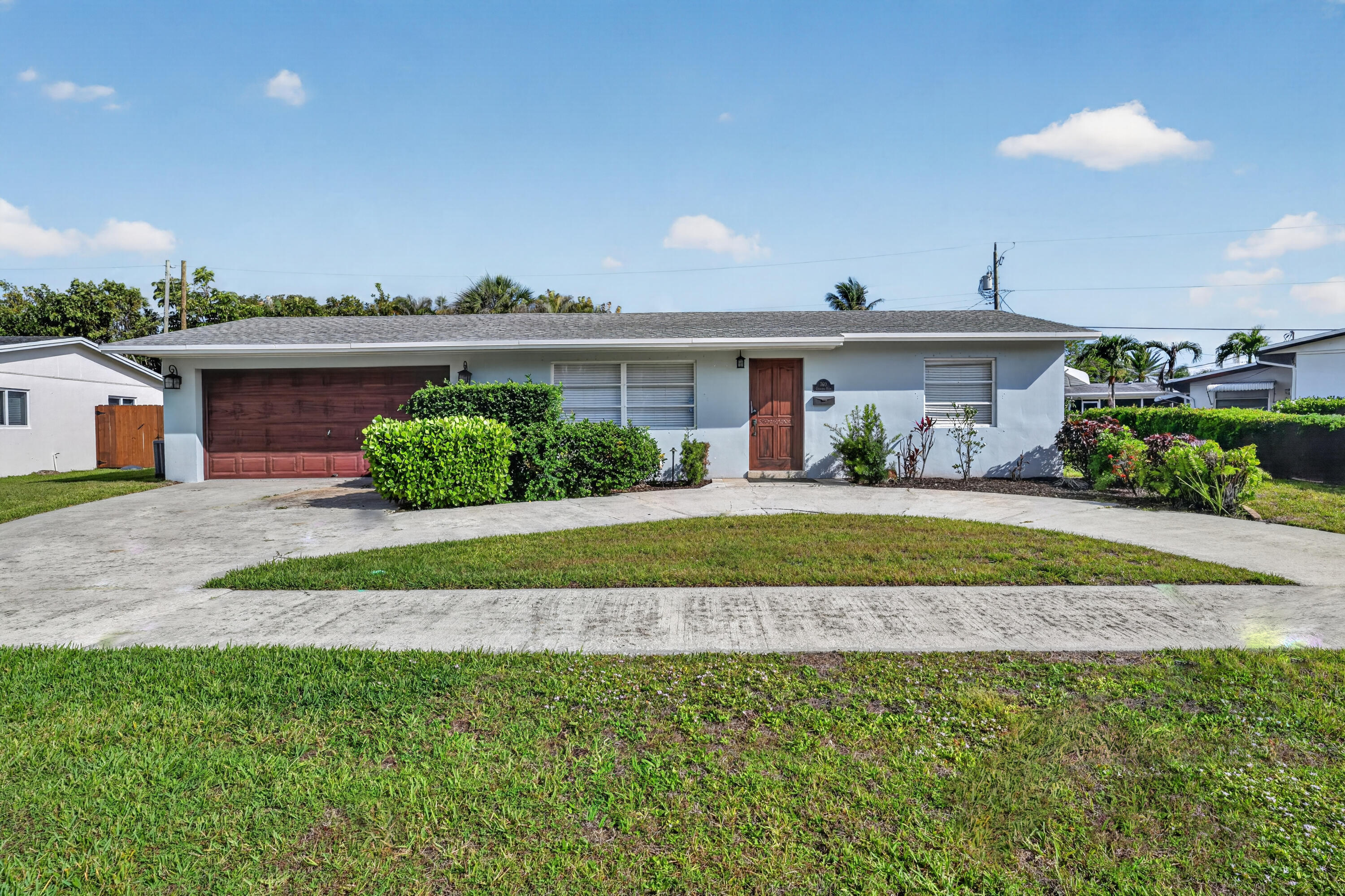 NORTH PALM BEACH VILLAGE OF 4 - Residential Lease