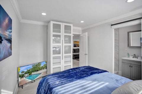 Tiny photo for 2900 Banyan Street #101, Fort Lauderdale, FL 33316 (MLS # B26089111)