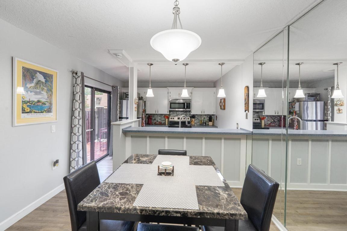 3581 SW Sunset Trace Circle