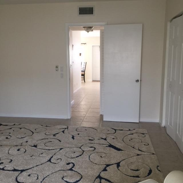 MURRY HILLS APT BLDG CONDO - Residential