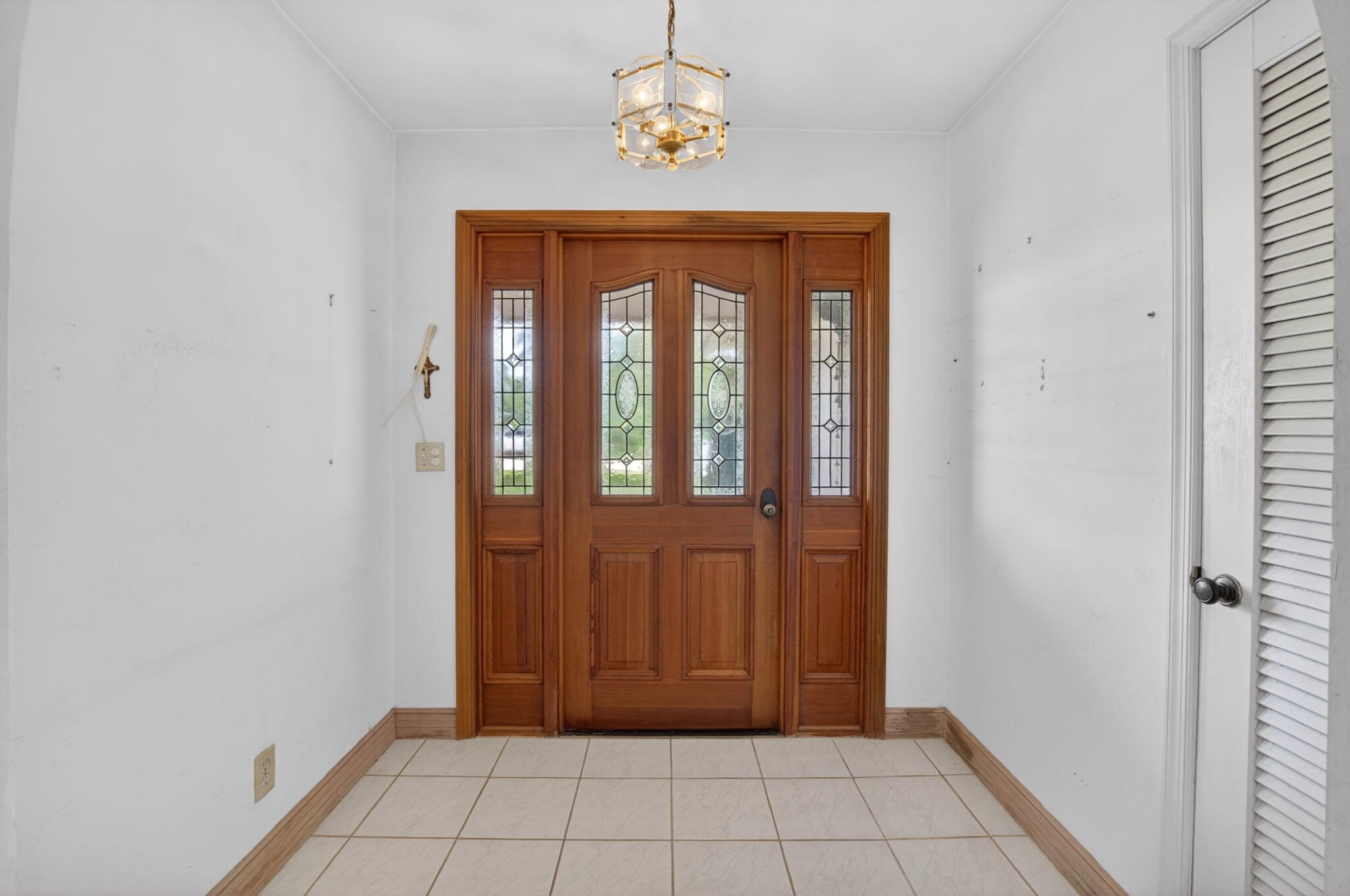 1370 SW 27th Place