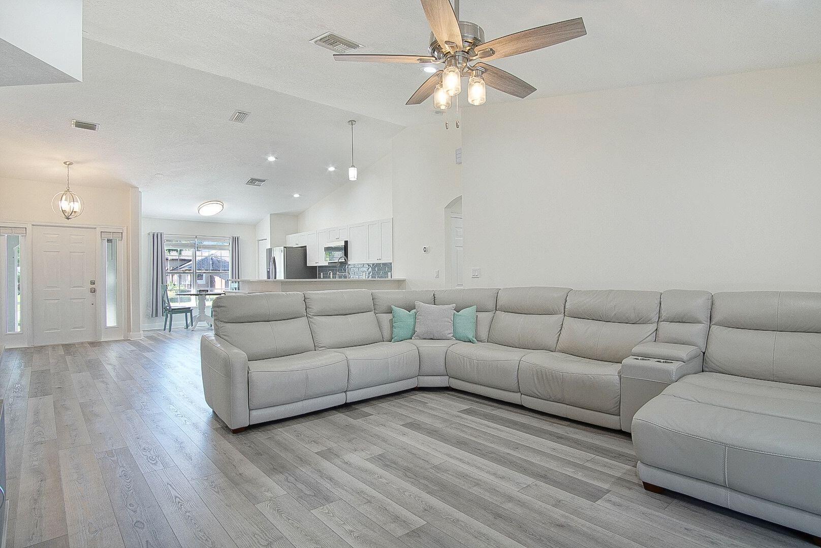 PORT ST LUCIE SECTION 39 - Residential