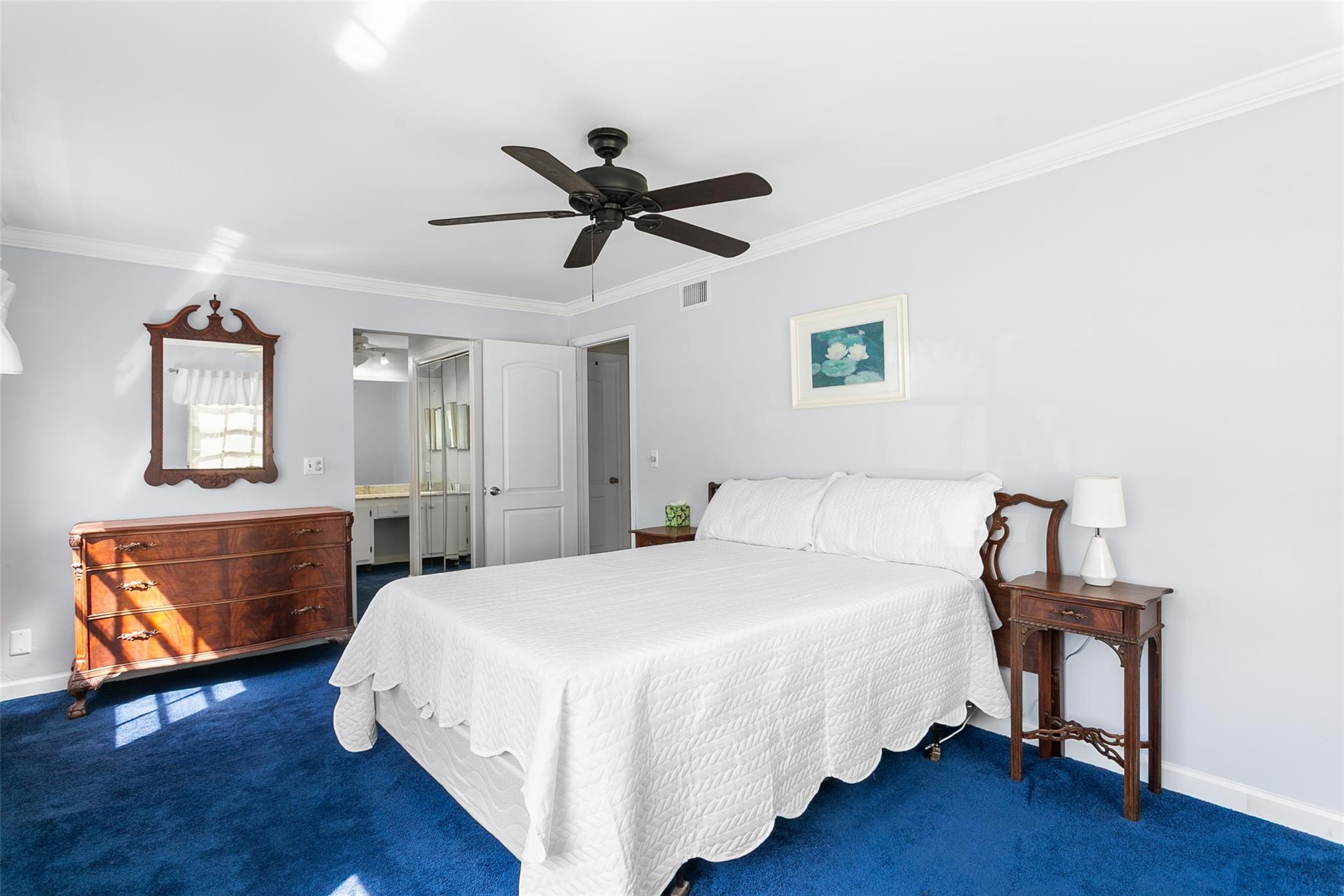 Bay Colony Club Condo - Residential