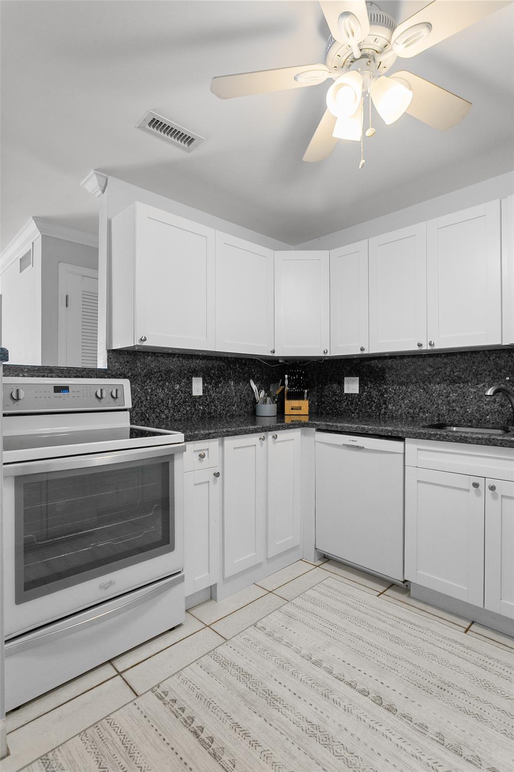 Bay Colony Club Condo - Residential