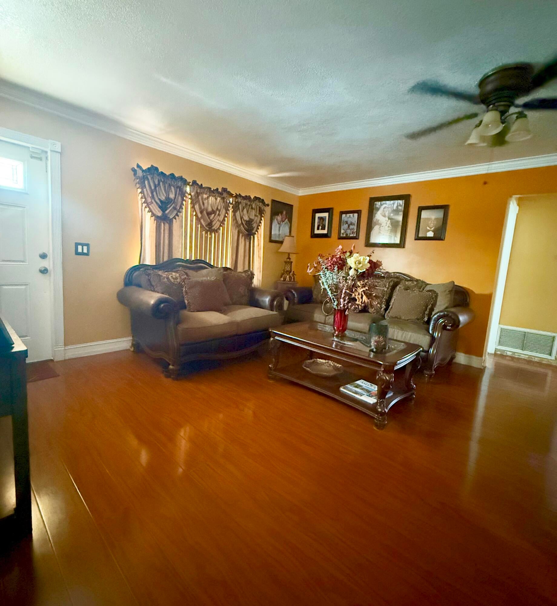 2610 NW 43RD Avenue