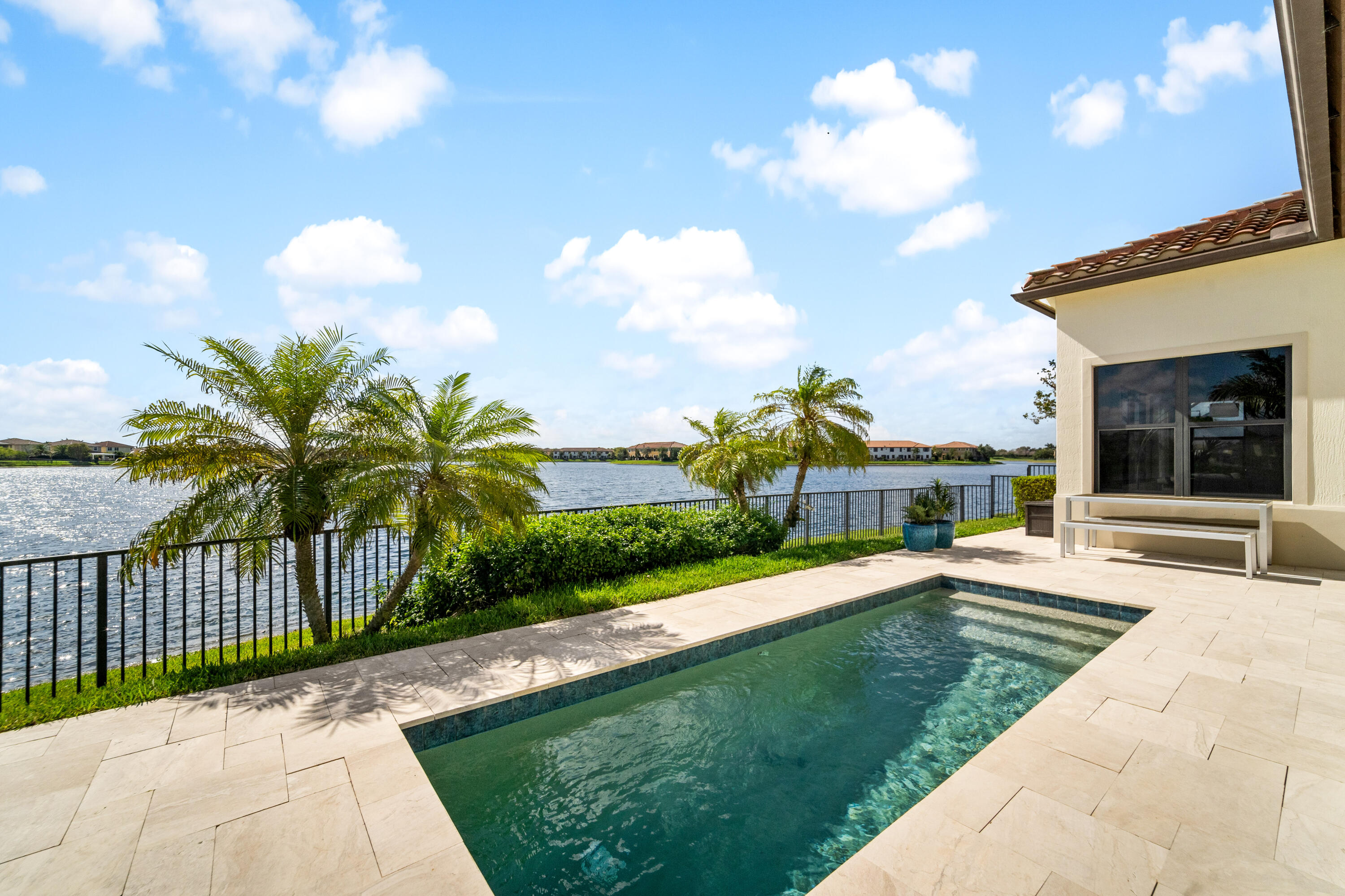 DEBUYS REPLAT NO 3 - Residential