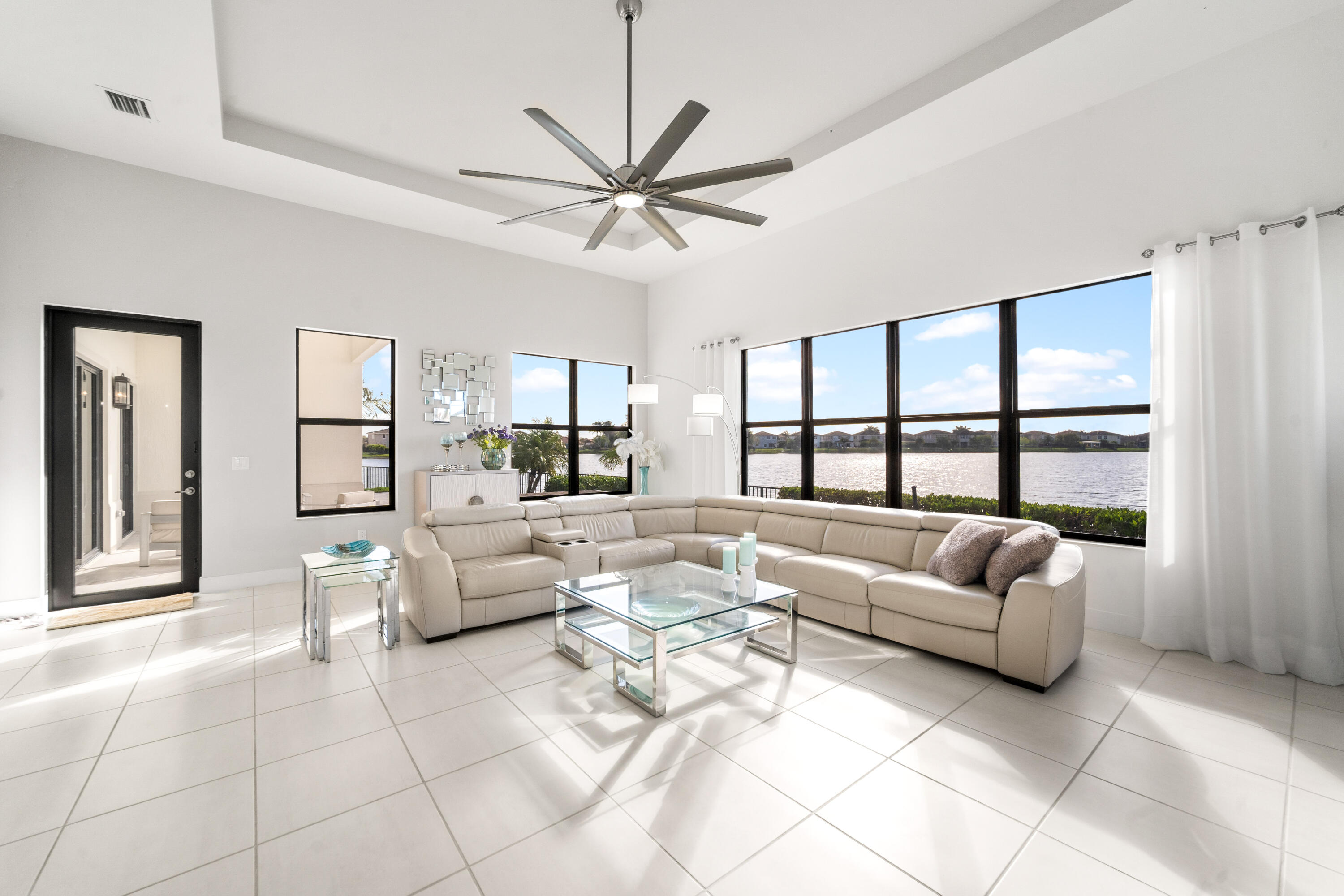 DEBUYS REPLAT NO 3 - Residential