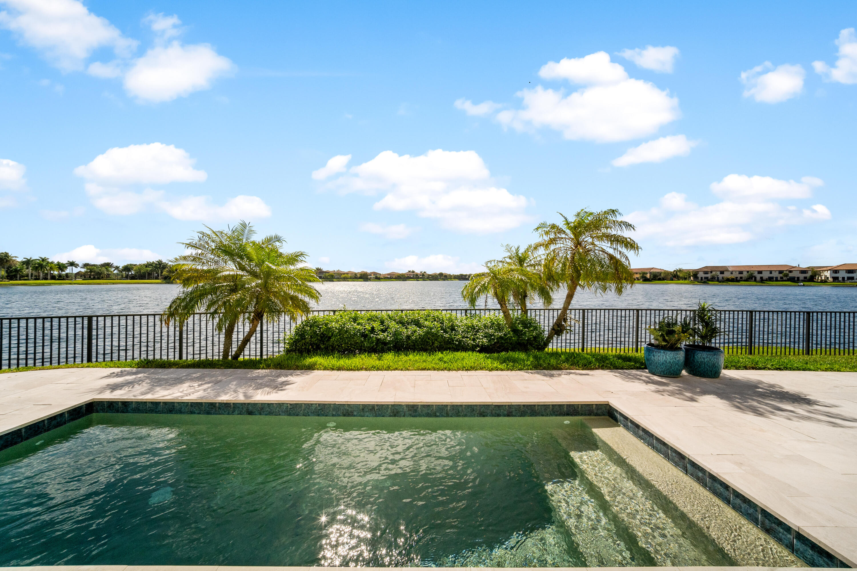 DEBUYS REPLAT NO 3 - Residential