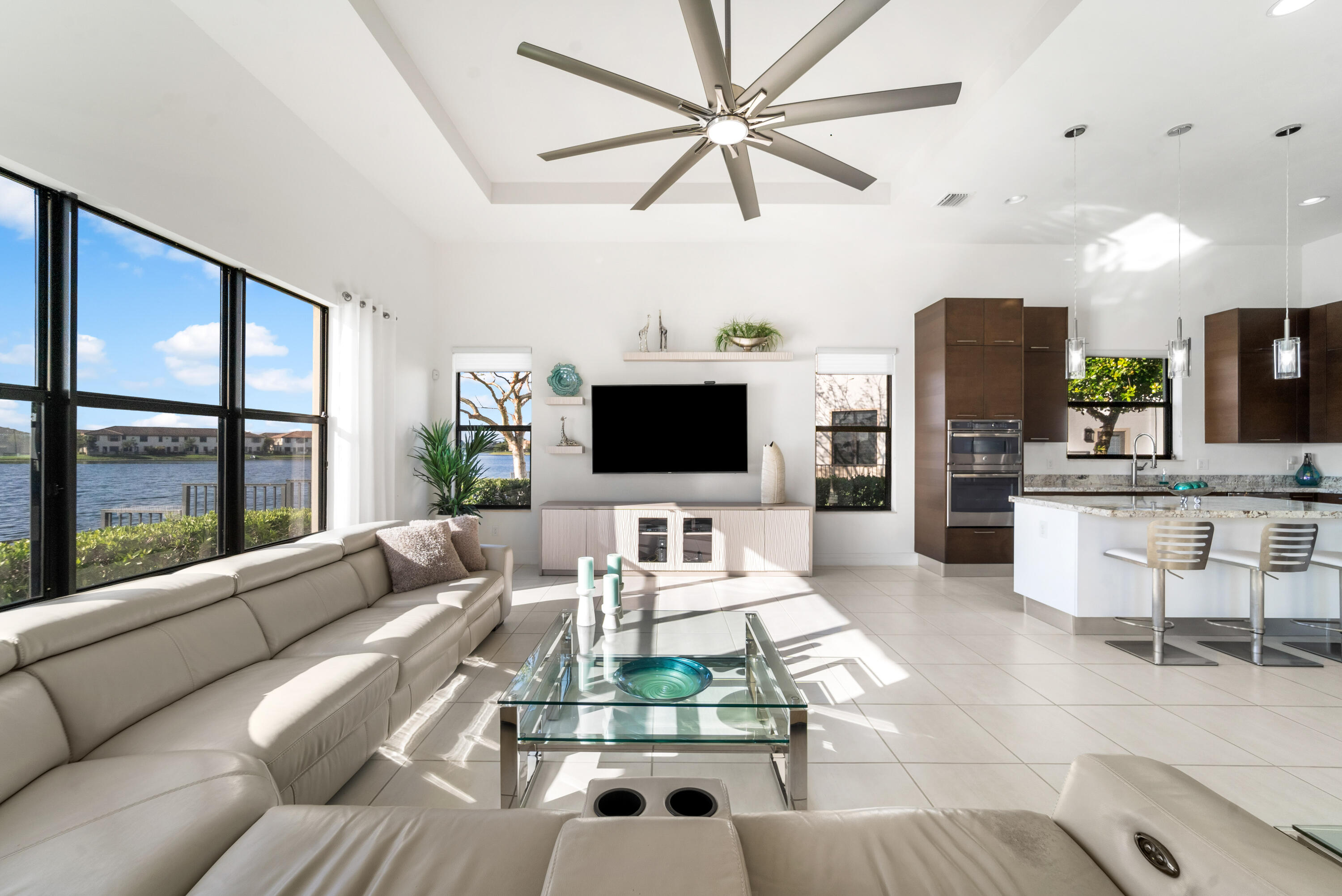 DEBUYS REPLAT NO 3 - Residential