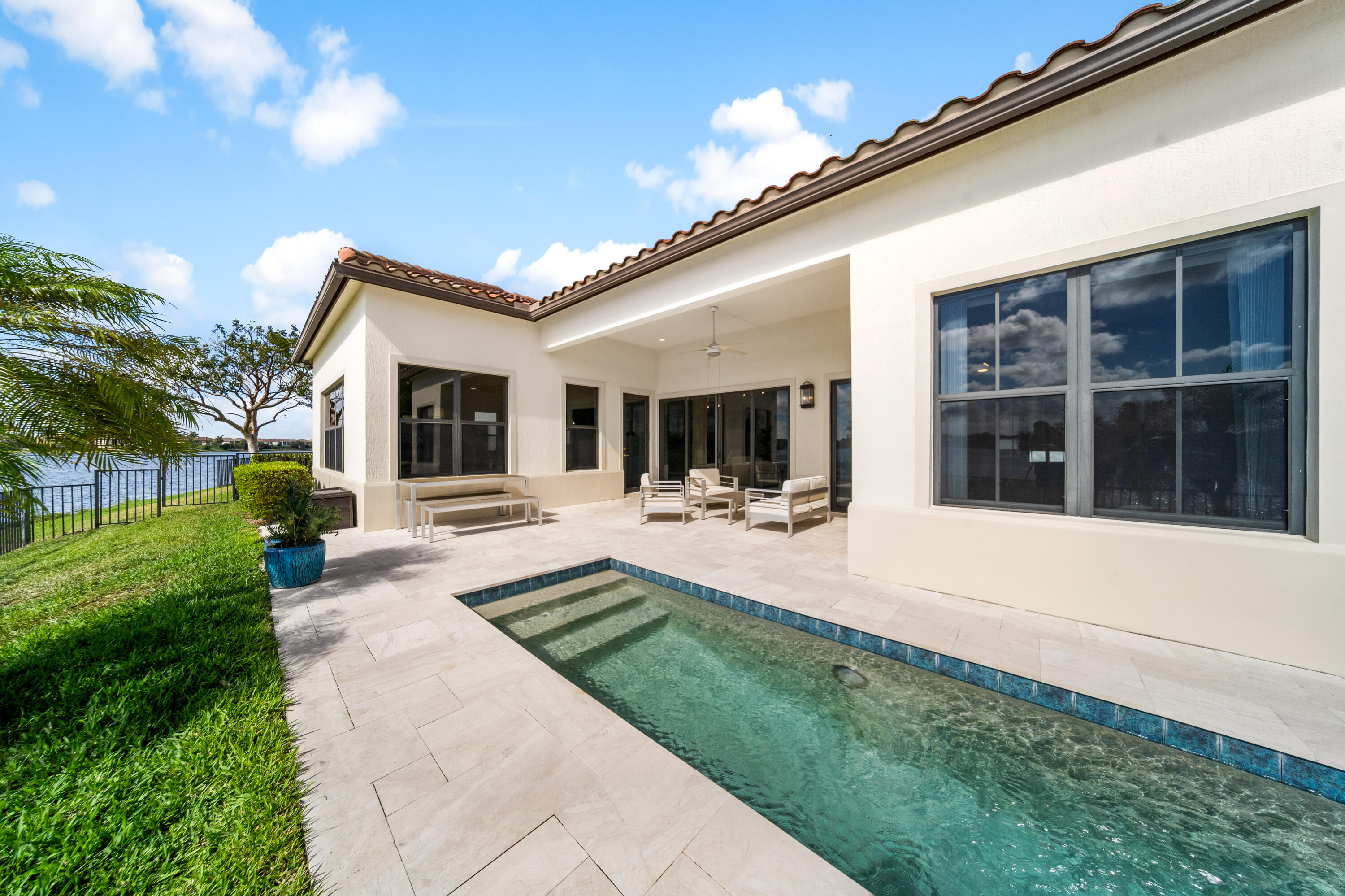 DEBUYS REPLAT NO 3 - Residential