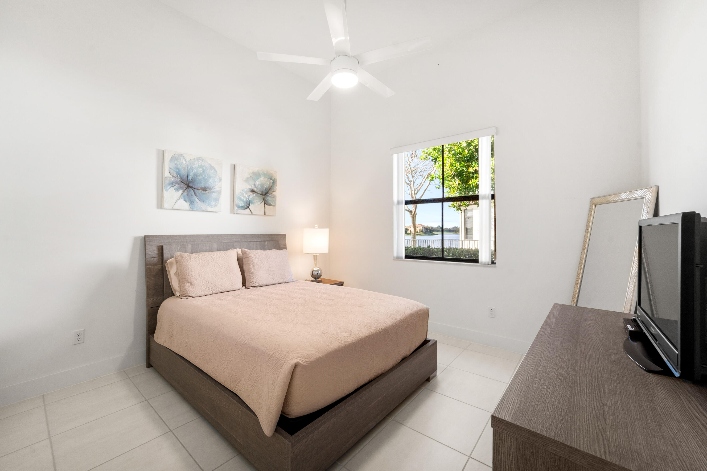 DEBUYS REPLAT NO 3 - Residential