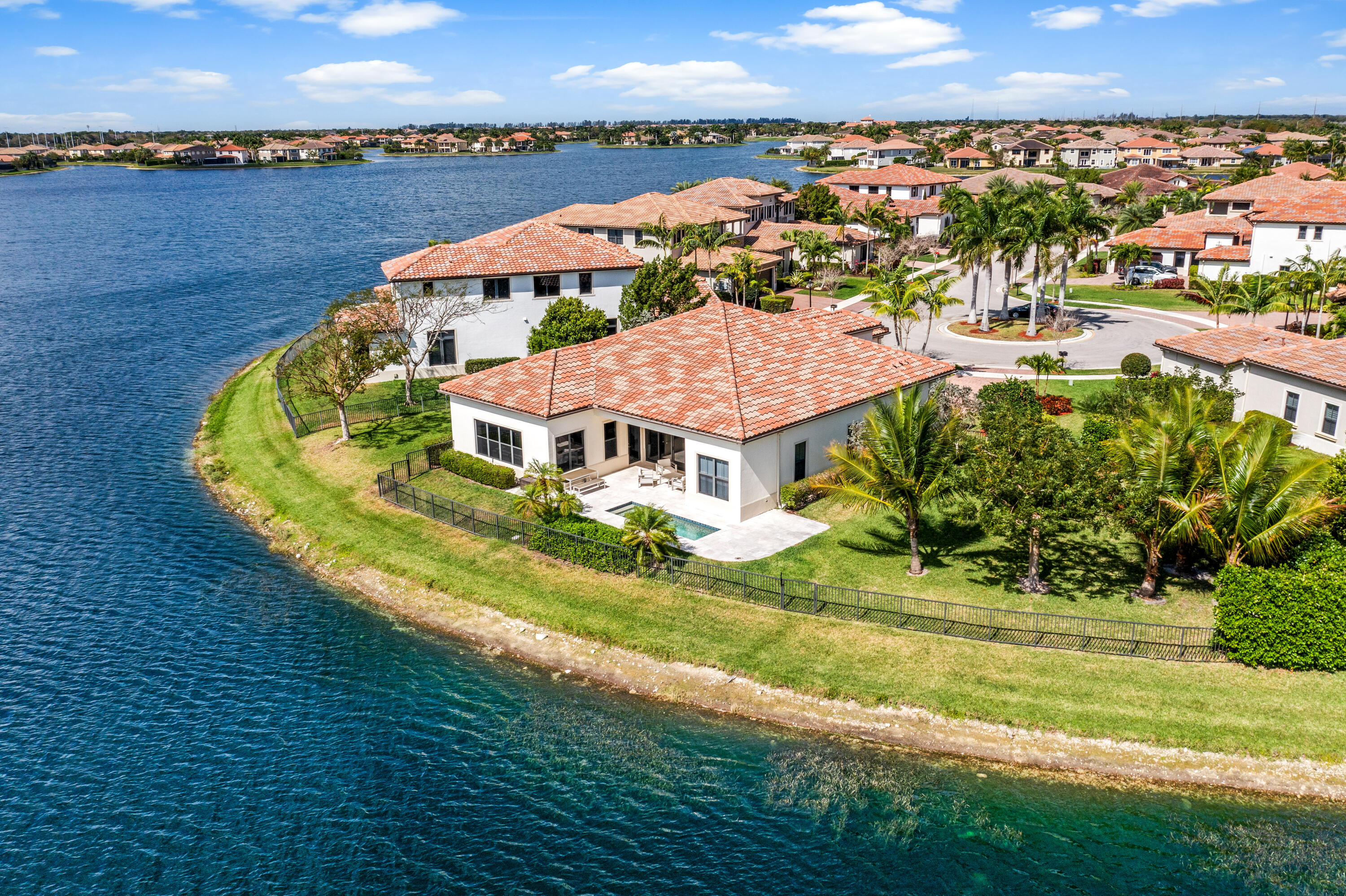 DEBUYS REPLAT NO 3 - Residential